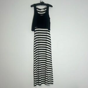 Monteau Los Angeles Maxi Dress | Ivory & Black Stripes | Size Medium